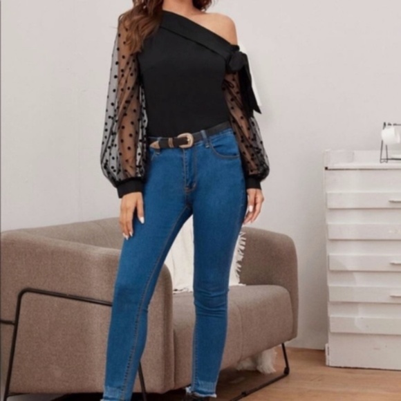 CHARLIZE Polka Dot sheer sleeve blouse - Picture 3 of 5